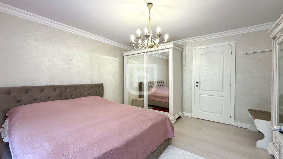 Garsoniera moderna 33mp, LUX ,mobilat si utilat - Poză 4