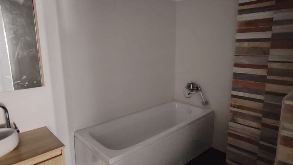 Apartament 2 camere 64 mp Copou 117300 euro - Poză 5