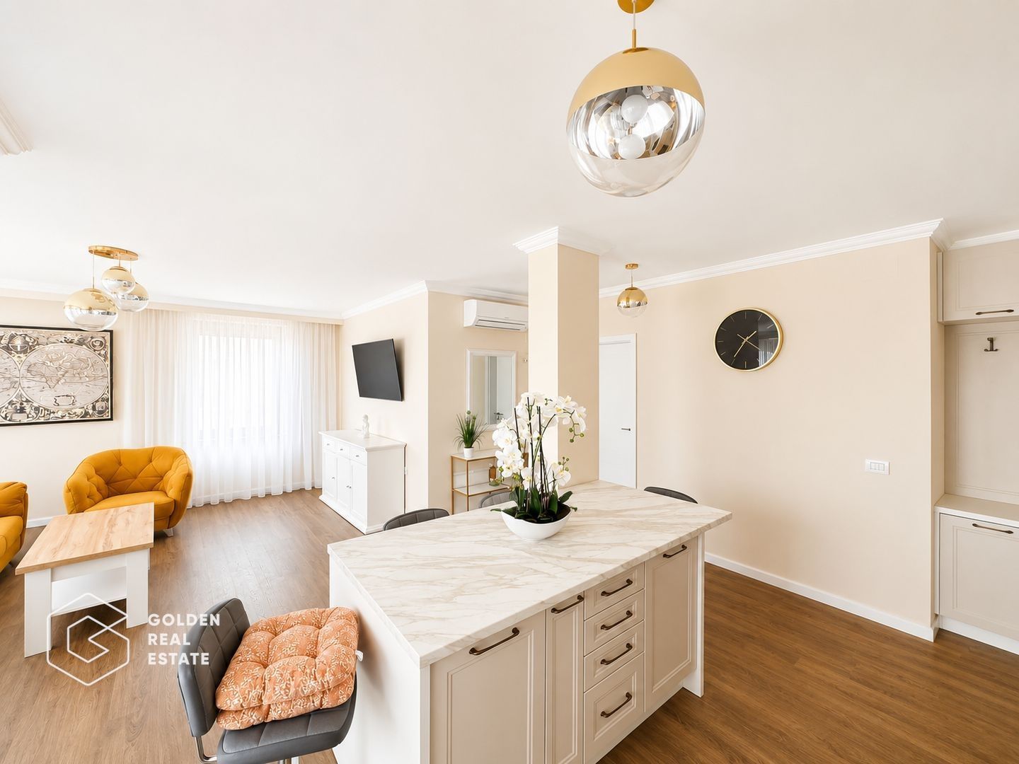 Apartament premium, zona Subcetate, 3 camere, 2 bai, loc parcare, sala, piscina - Poză 7