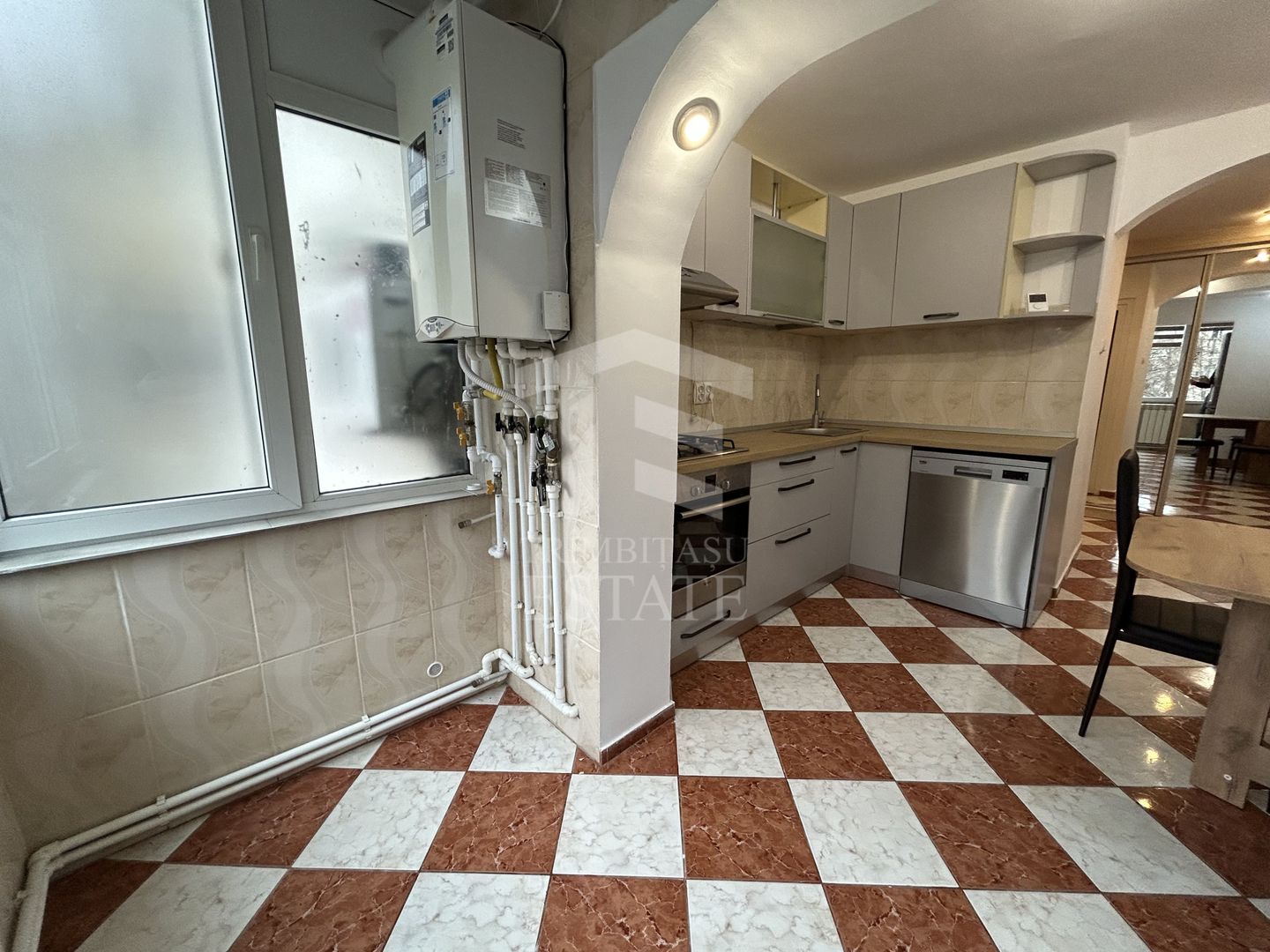 Apartament 3 camere Dacia - centrala termica - mobilat utilat modern - Poză 6