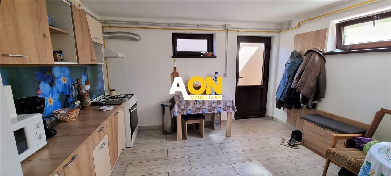Casa 4 camere finisaje de lux 950 mp teren Com. Ciugud - Poză 19