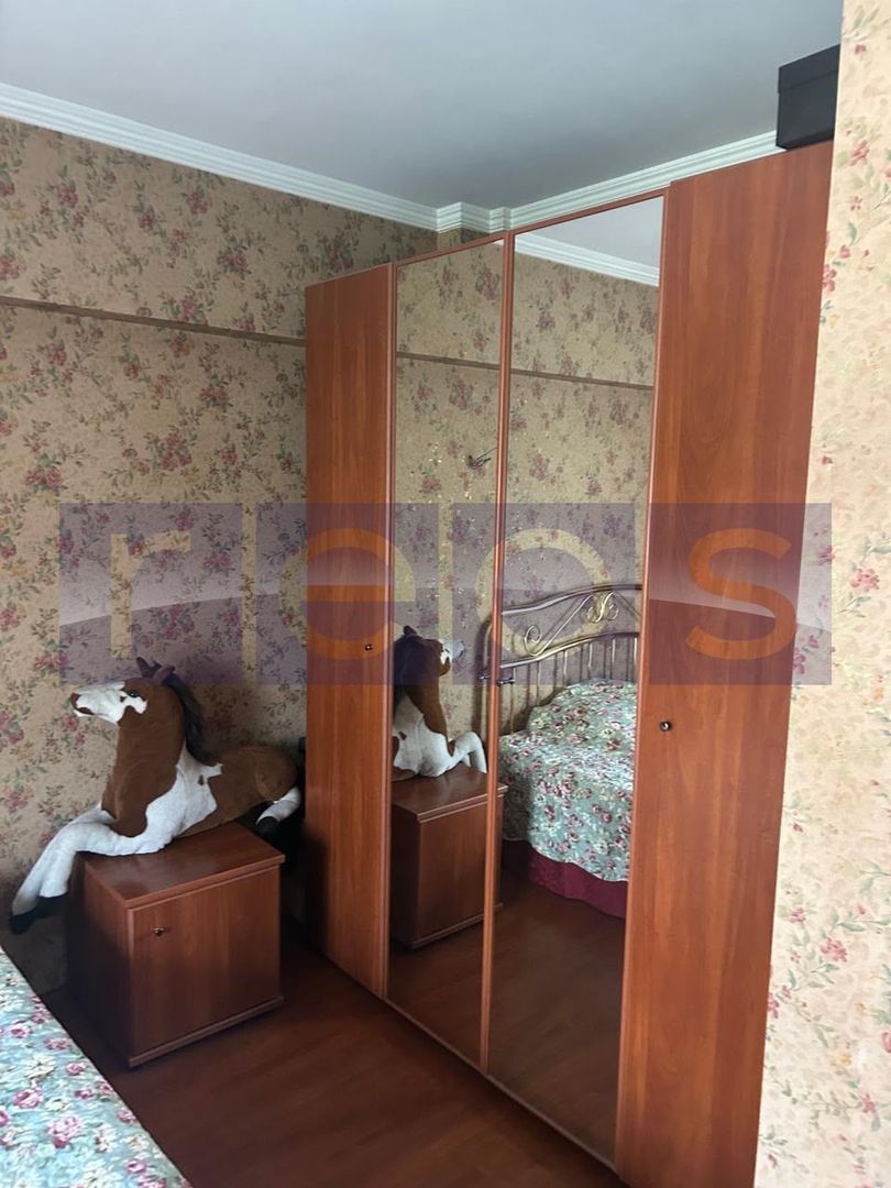 VANZARE 4 CAMERE  DECOMANDAT UNIRII -FFANTANI - Poză 6
