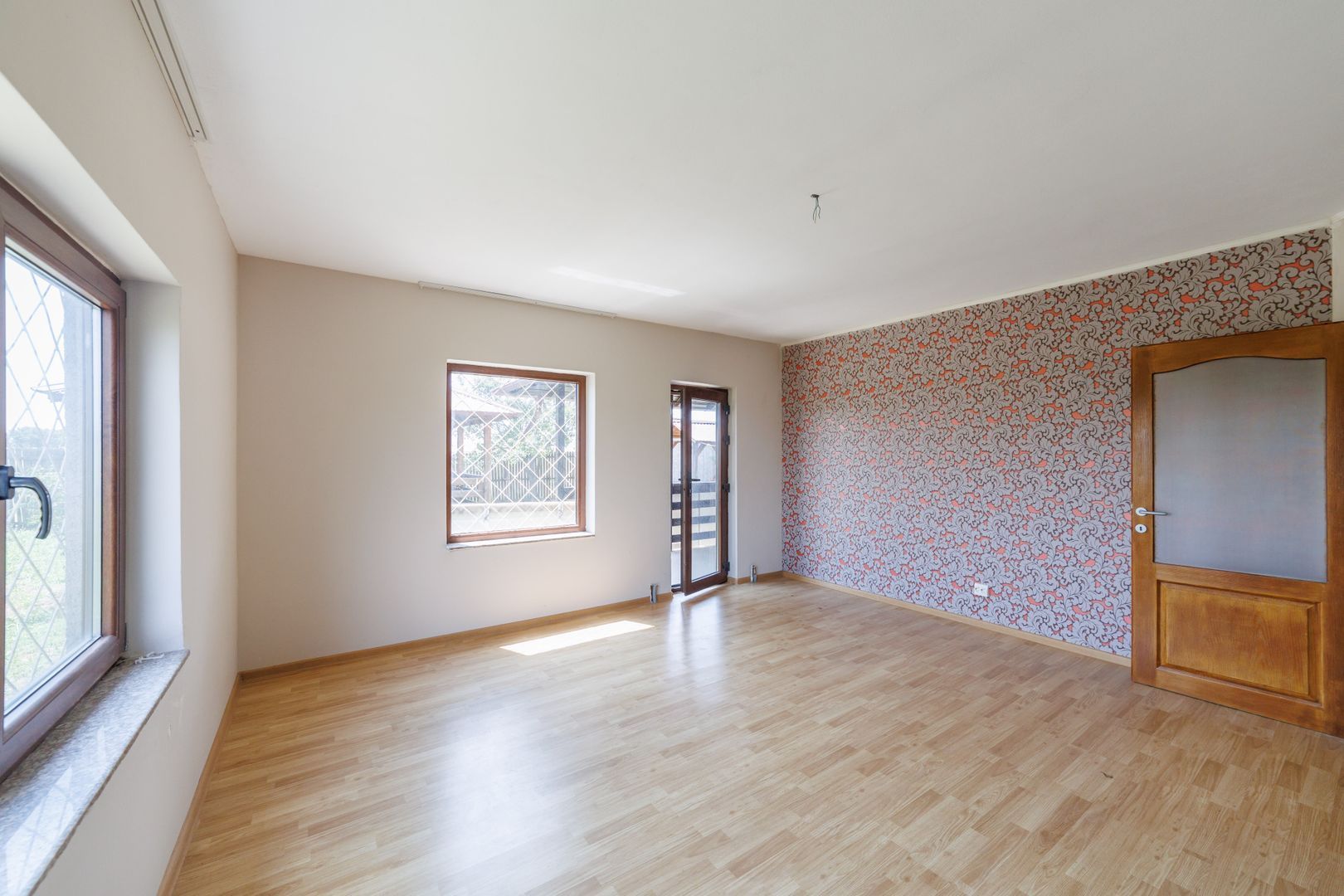 Casa P+M cu 4 camere si teren de 705 mp | Pitesti – Strada Zborului - Poză 36