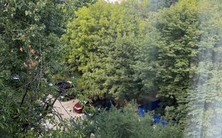 Apartament 3 camere. Bld. Brancoveanu. Aleea Covasna. Cu Centrala proprie. - Poză 11