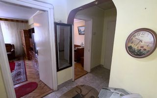 APARTAMENT 2 CAMERE ETAJ 4 ZONA ULTRACENTRALĂ CAMPULUNG - Poză 4