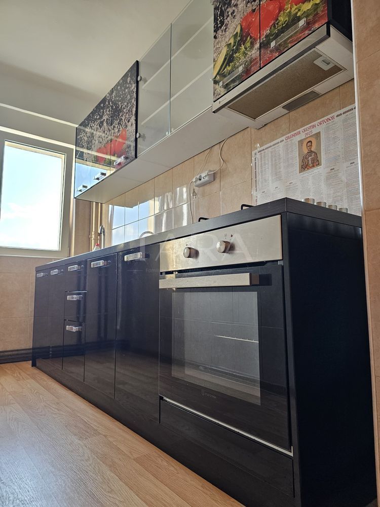 Vând apartament 2 camere decomandate,  zona strazii Primaverii - Poză 1
