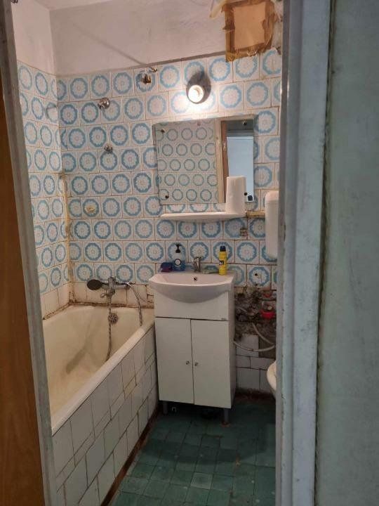 Apartament 3 camere Drumul Taberei Pascani + GARAJ - Poză 3