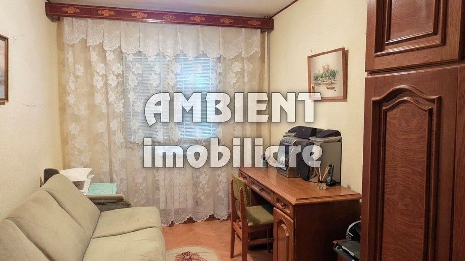 Apartament cu 3 camere, partial mobilat si utilat, VASLUI - zona GARA; - Poză 5