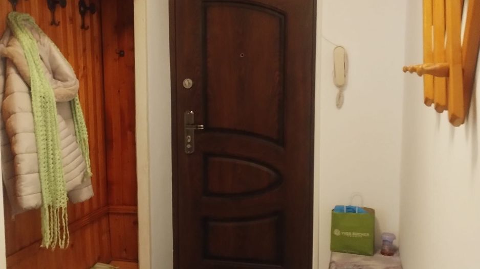 BRASADAS inchiriaza ap 3 cam etaj 8/10 Bld. Timisoara. - Poză 7