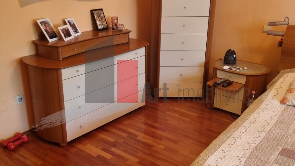 VILA PARCUL CIRCULUI - Poză 6