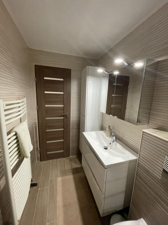 Vanzare Apartament 3 camere, Drumul Sarii Sector 5 - Poză 13