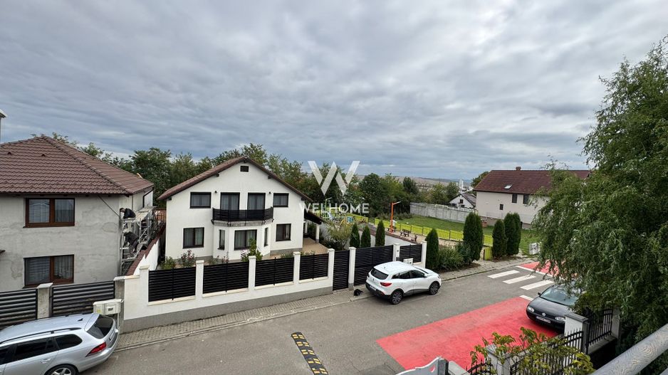 Casa superba , 5 camere si garaj ,zona linistita Sibiu - Poză 12