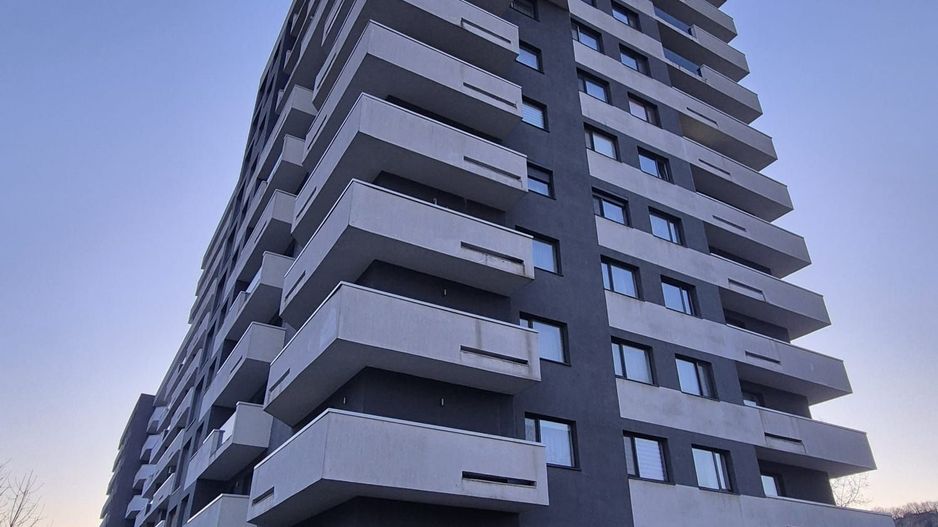Exclusivitate -Apartament în bloc nou, Intrare Răcădău, cu priveliște spre Tâmpa - Poză 2