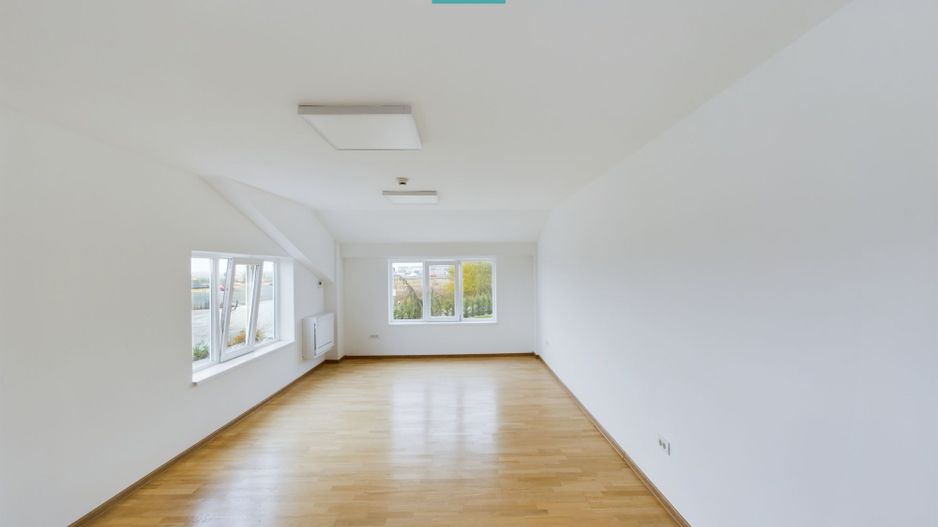 Hală cu birouri și platformă betonată de 2.500 mp - Poză 6