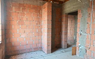 Casa la rosu de vanzare | Iordacheanu - Valea Cucului | Comision 0% - Poză 13