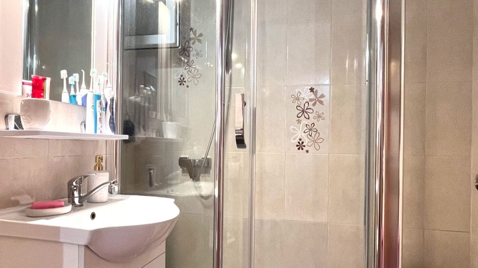 Apartament 3 camere mobilat, utilat! Racadau! - Poză 3