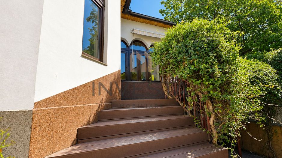 Casa de inchiriat 114 mp pentru locuit sau sediu firma, zona Centrala! - Poză 20