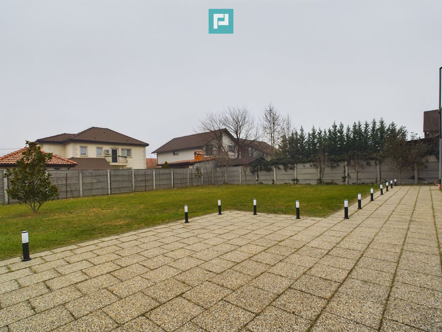 Vilă de lux cu două locuințe, în Dumbrăvița – Locație Excelentă! - Poză 48