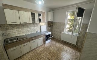 Apartament de 2 camere, 52mp, decomadat,  Zona Pandurilor - Poză 1