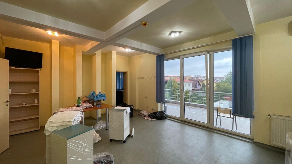 Spatiu bussines de 490mp intr-o vila pe 4 niveluri - Timisoara - Poză 1