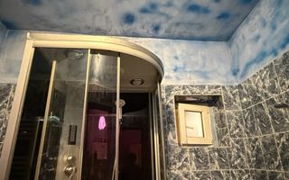 Casa ultracentral + piscină - Poză 10