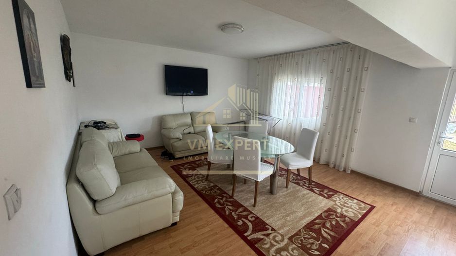 VILA 5 CAMERE TEREN 1200 MP, LAZARESTI (SCHITU GOLESTI) - Poză 3