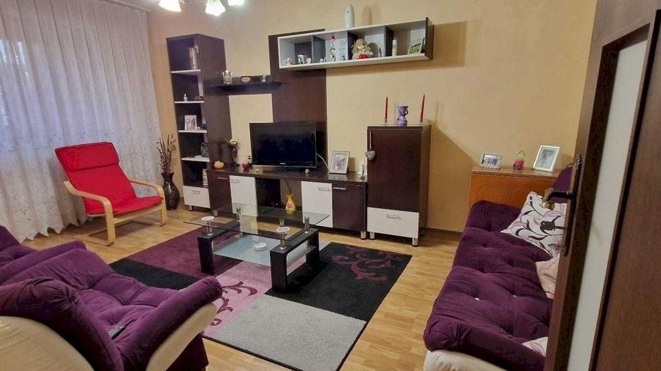 De vanzare Apartament 3 camere Gorjului - Poză 1