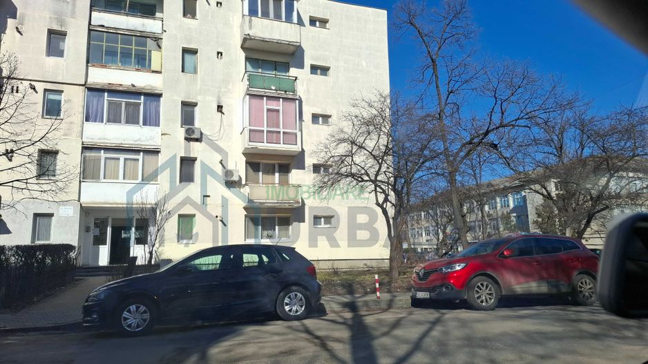 Apartament 2 camere, semidecomandat, Podu-Roș, Iași - 53 mp, etaj 3/4 - Poză 1