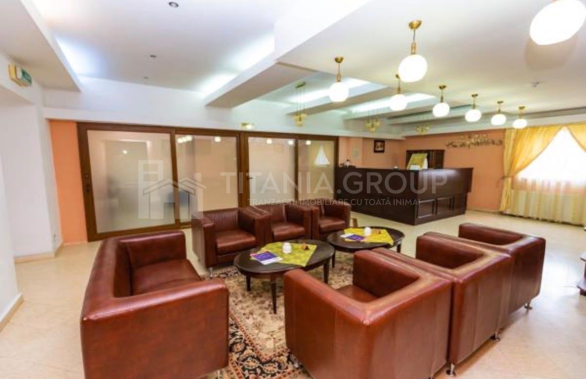 Hotel 4 stele, complet echipat, 30 camere, 6.000 mp teren – Poiana Brașov - Poză 3