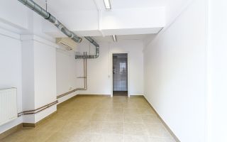 Spațiu de închiriat central - Poză 1