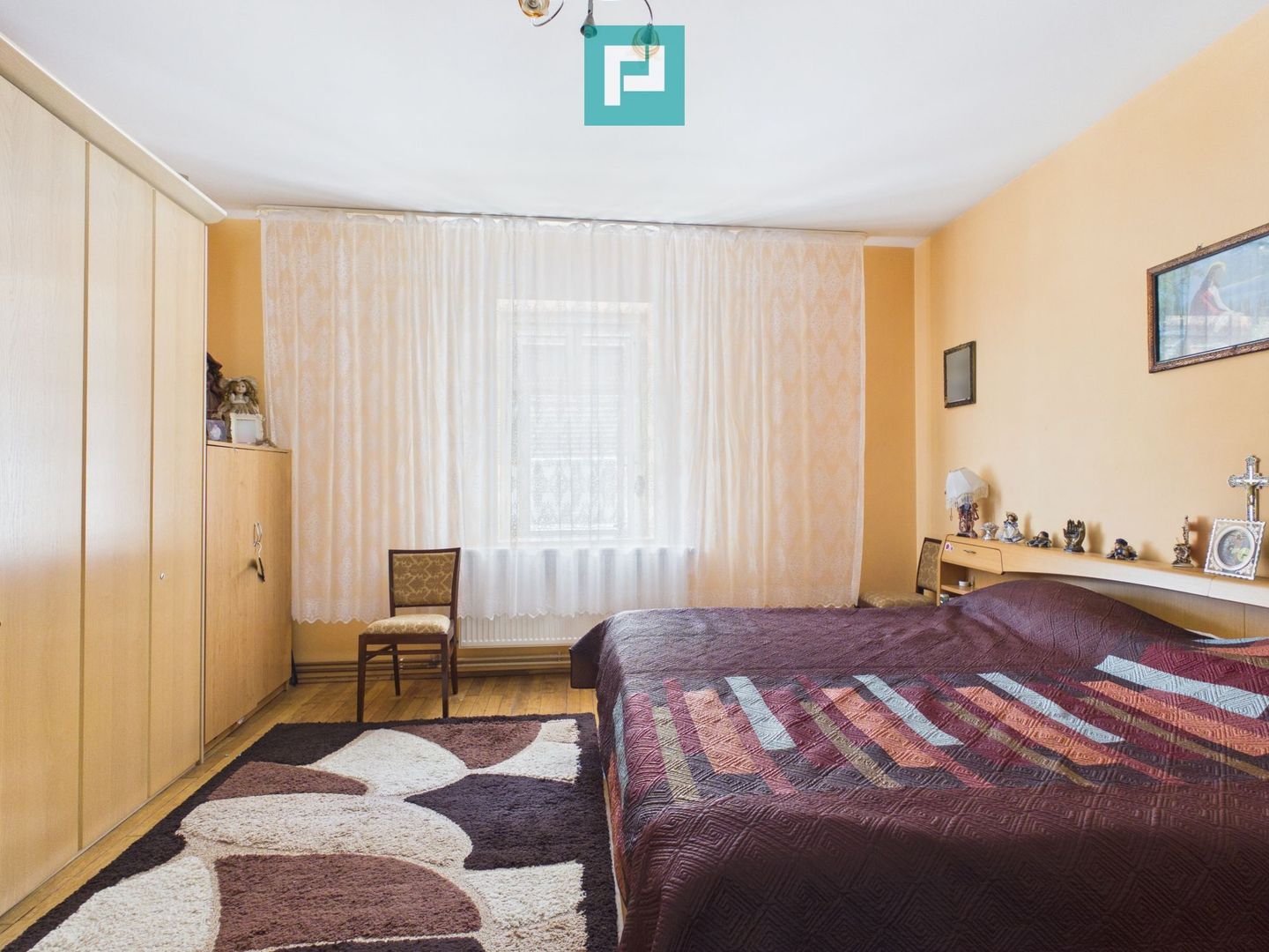 Casă cu 4 camere și teren de 1.910 mp în Macea - Poză 11