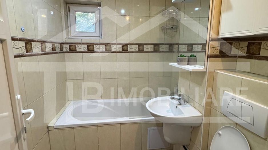 Apartament cu 3 camere, 65 mp, decomandat, Zona UMFST - Poză 10