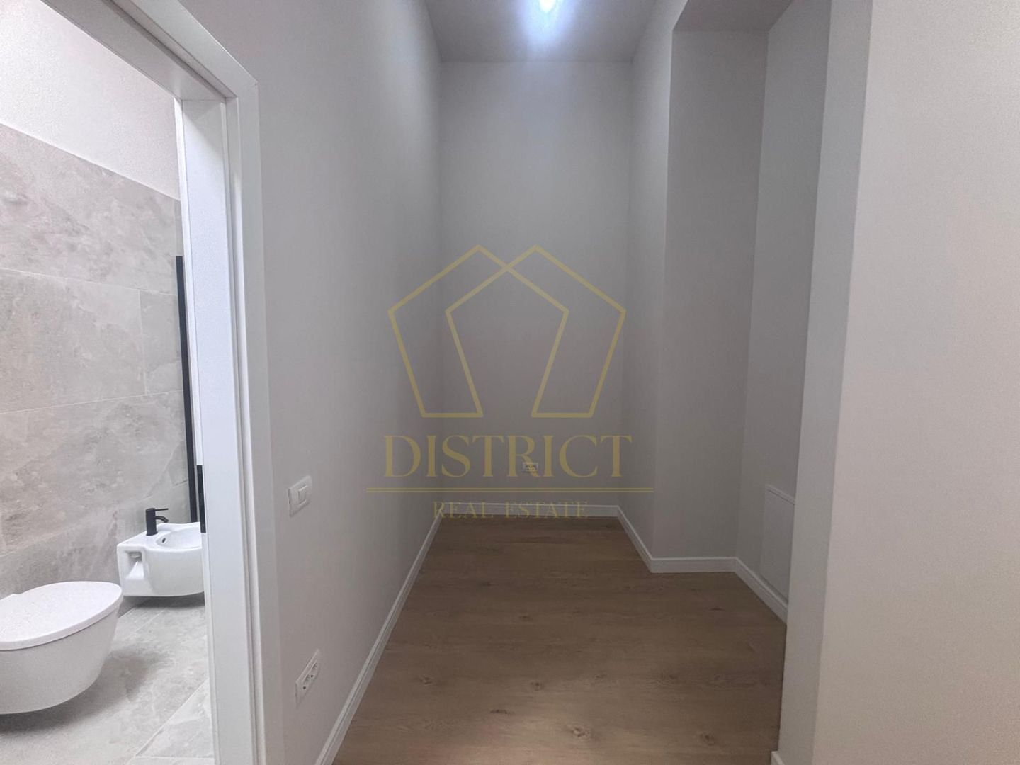 Apartamente moderne cu 3 camere,scara interioara | Complex Studentesc - Poză 7