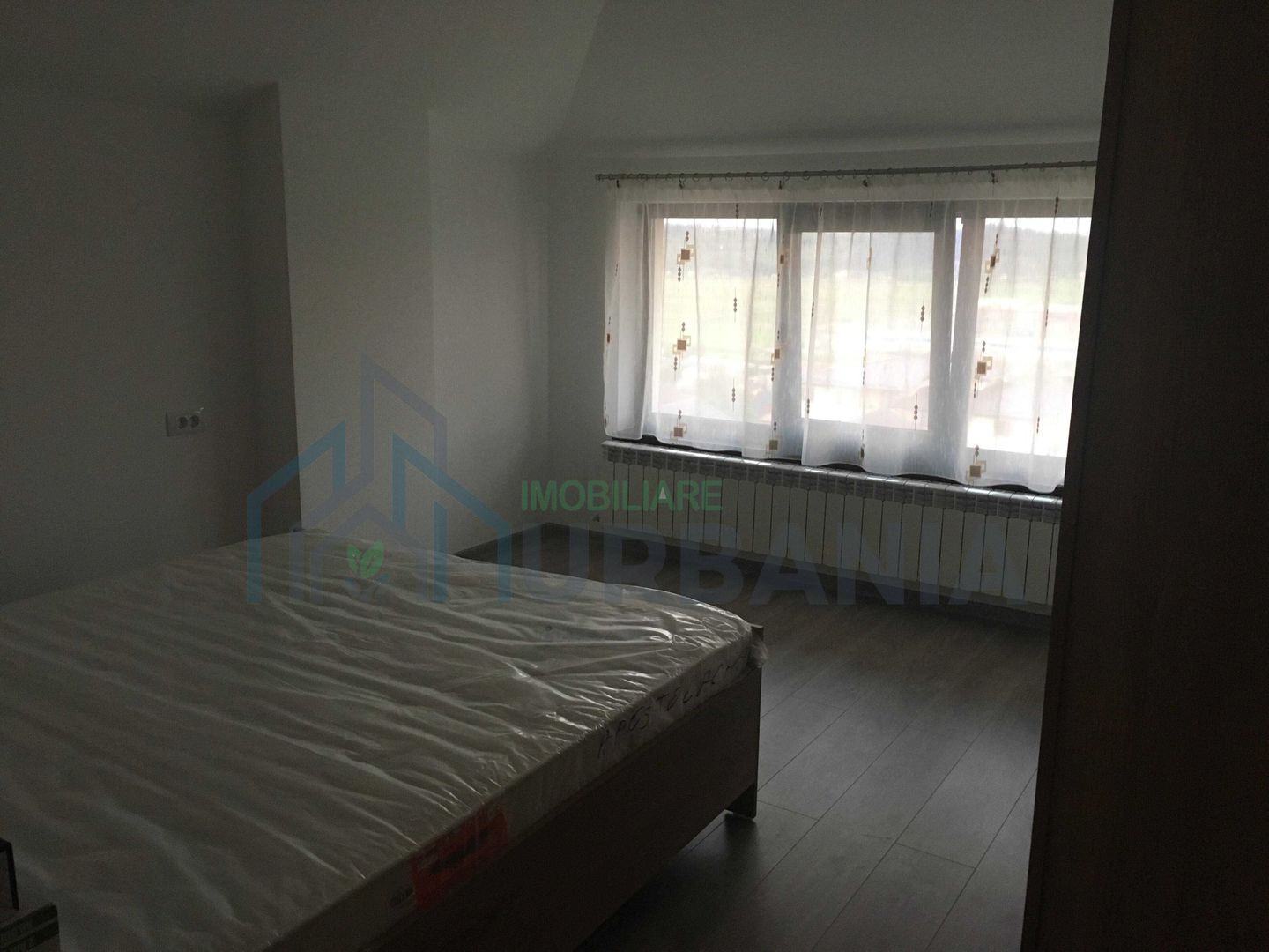 Apartament 3 camere semidecomandat, 63 mp + balcon 7 mp, loc de parcare inclus, Valea Lupului - Poză 2