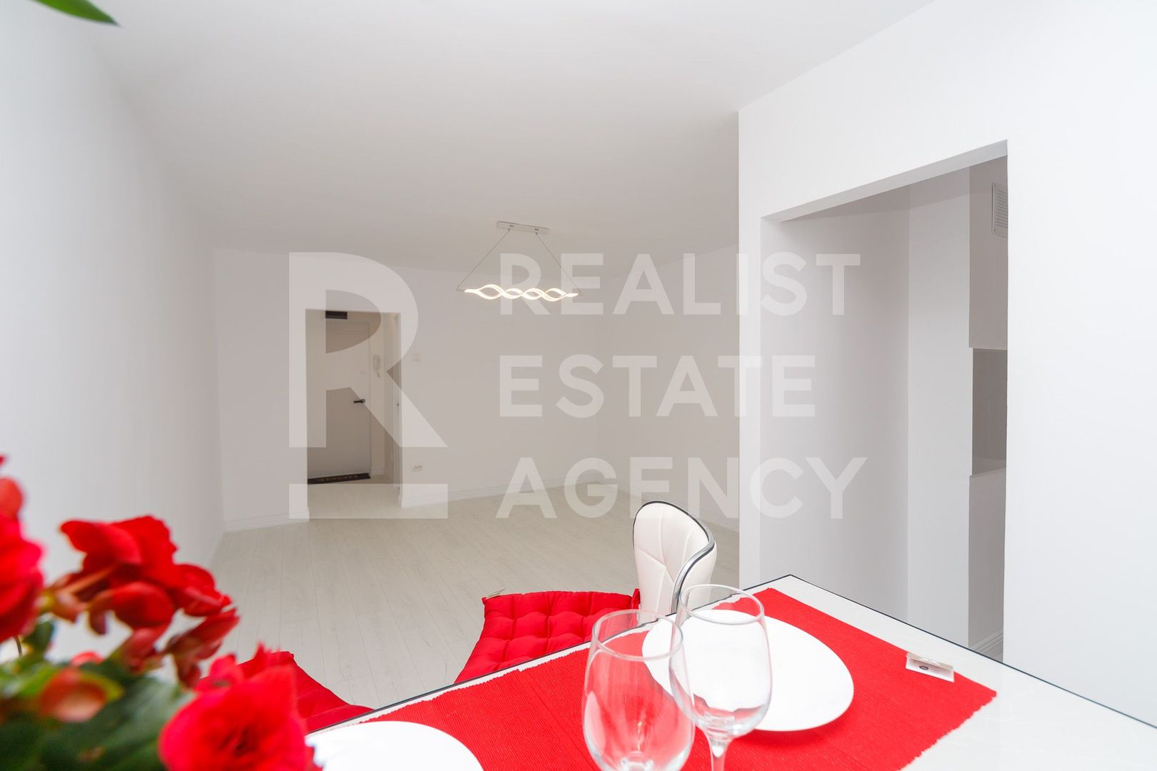 Vânzare, garsonieră, zona Drumul Taberei, București - Poză 2