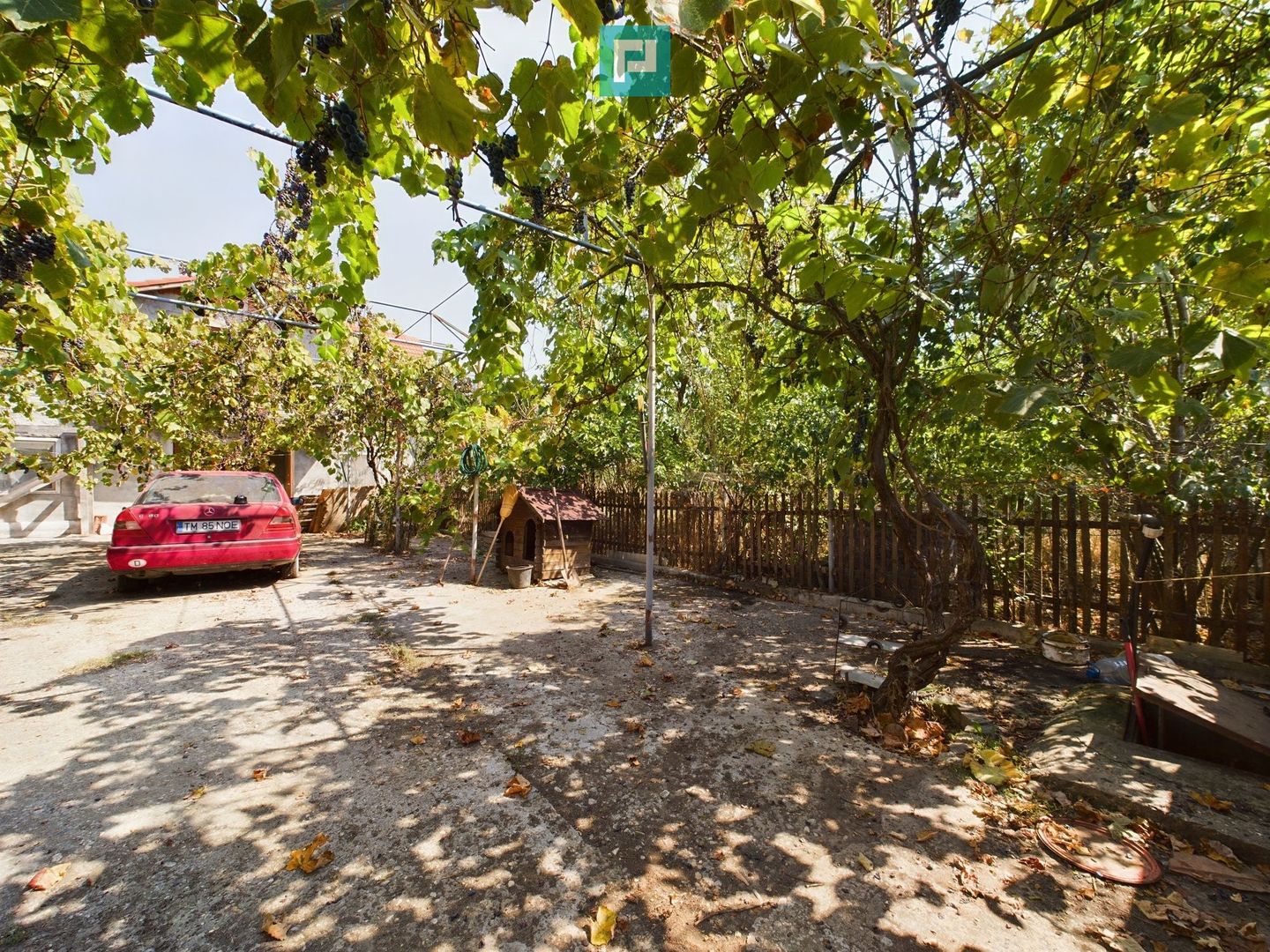 Oportunitate de investiţie, casă cu teren,  în Şuştra, Timiş - Poză 9