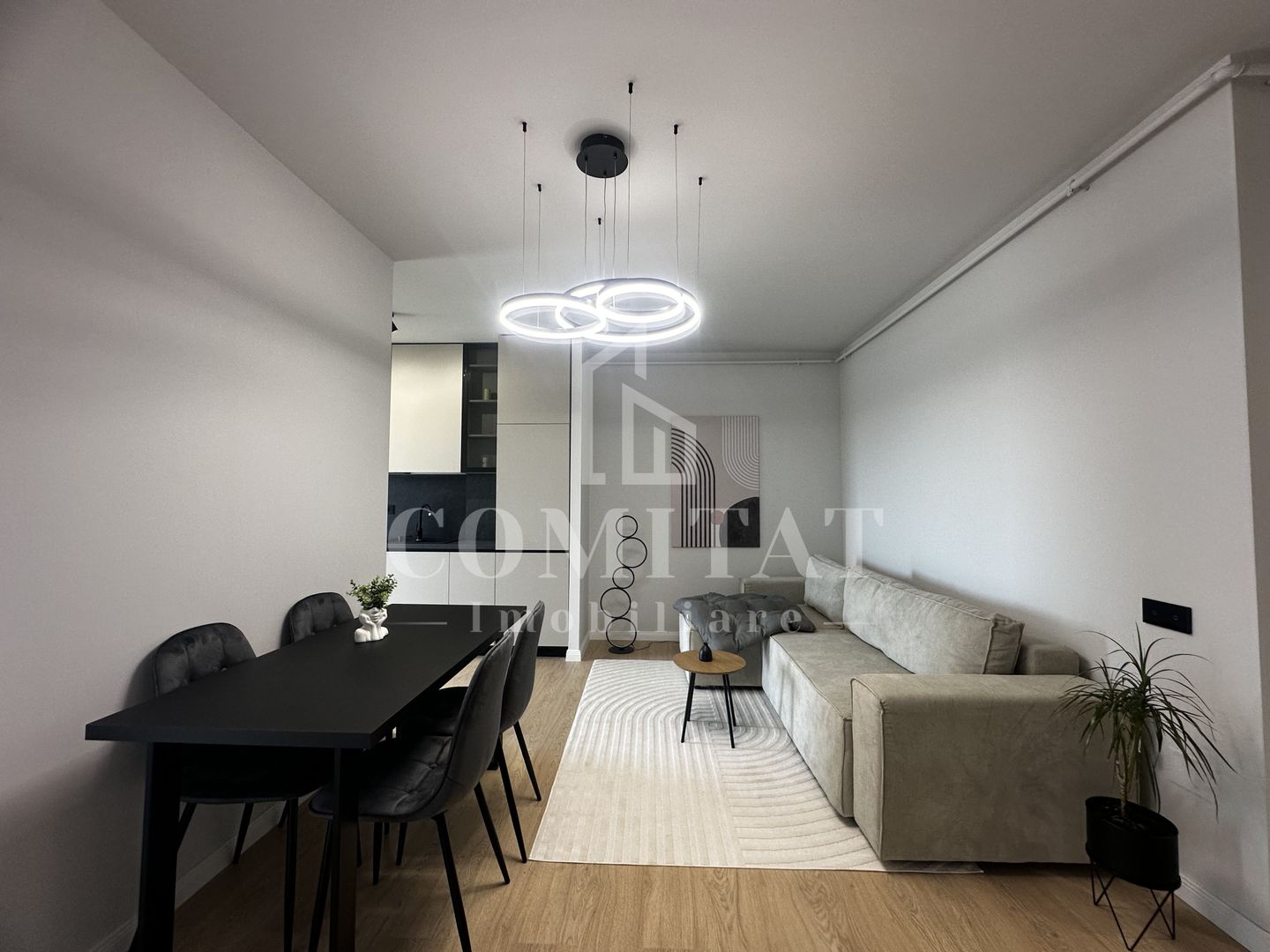 Apartament 3 camere | Ultrafinisat | Zona Spitalului Regional - Poză 4