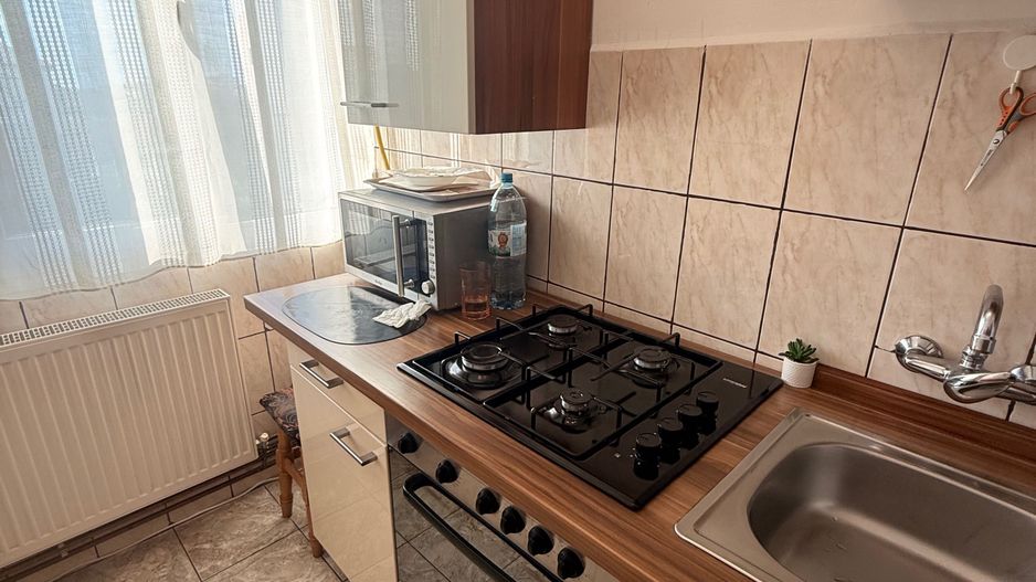 BRASADAS vinde ap 2 cam etaj 4/4 in Micro 15. - Poză 2