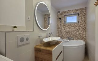 Apartament 3 camere Răcădău – renovat complet - Poză 33