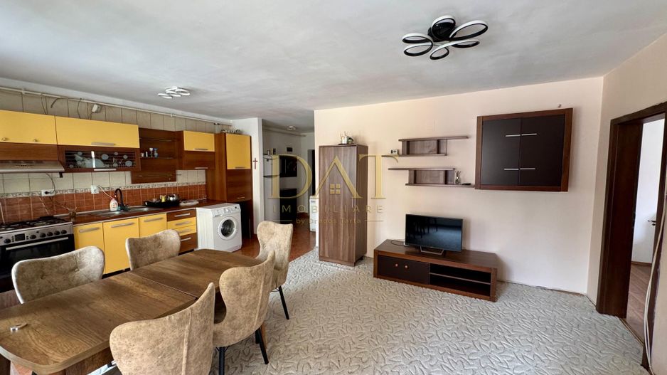 Oportunitate! Apartament 3 camere | parcare inclusa | zona Terra - Poză 1