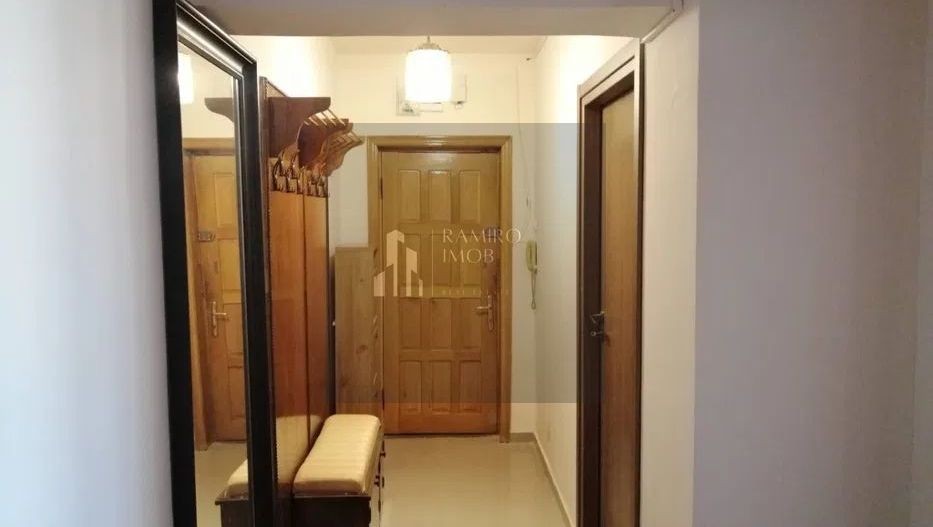 Apartament 4 camere | Calea Dorobanți | 80 mp | 2 băi | 1976 - Poză 1