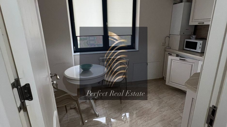 3 camere, vedere spectaculoasă la lac, Mamaia – zona Hotel Iaki - Poză 19