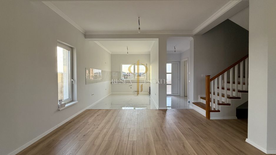 Duplex modern 5 camere| 113 mp + 320 mp teren| Mosnita Nouă - Poză 2