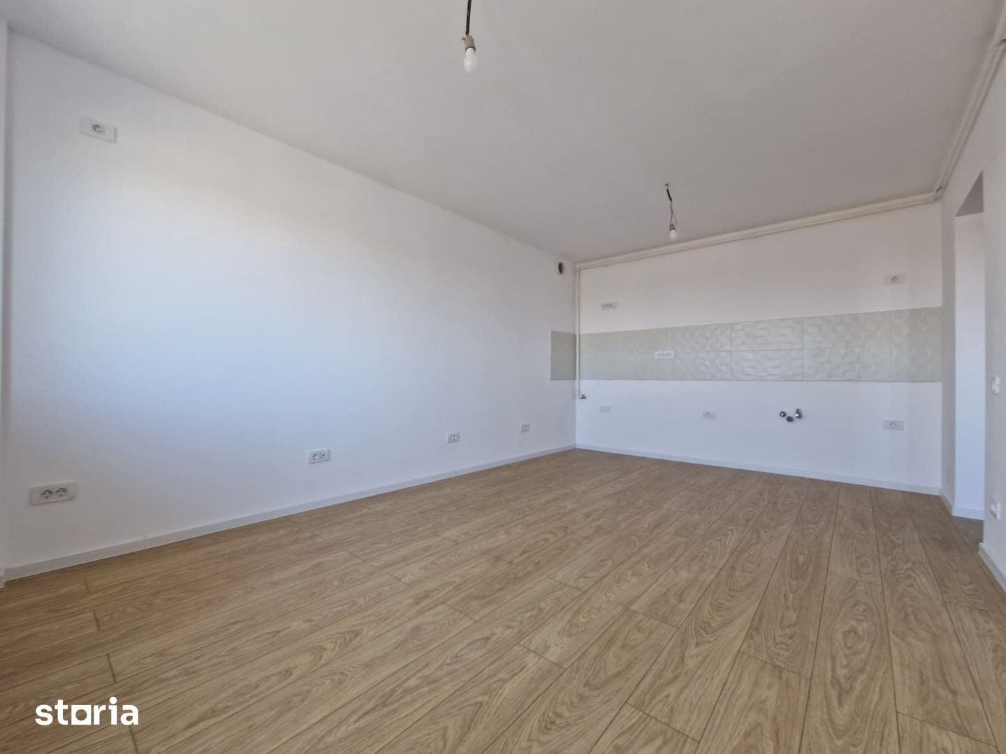 Garsoniera dubla 36 mp, dormitor separat, bloc 1984, renovata integral - Poză 9