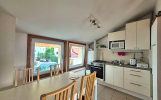 Apartament in casă, într-o zonă exclusivistă, priveliște deosebită. - Poză 10