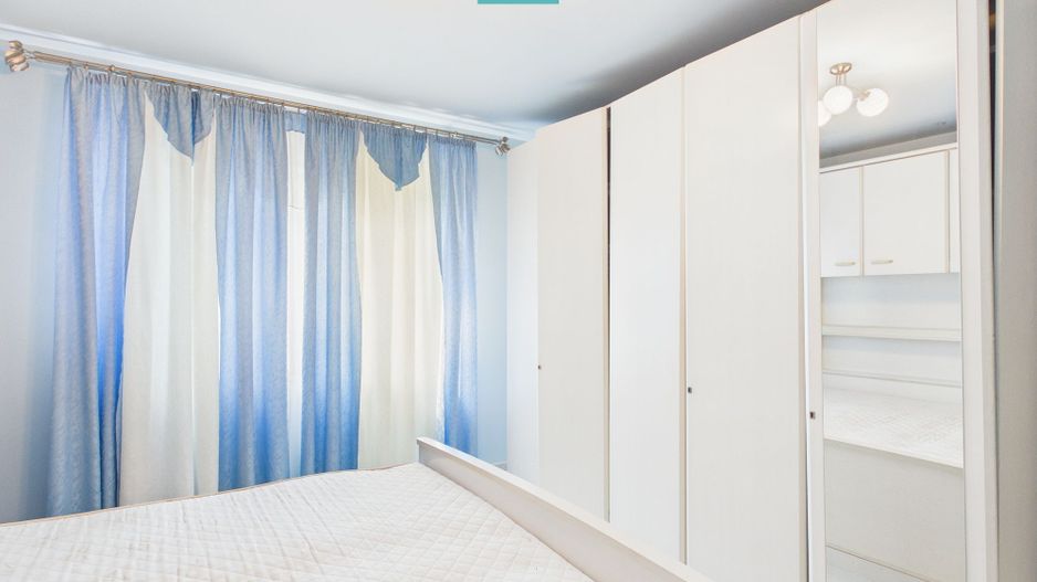 Casă spațioasă în Sântana - Poză 16