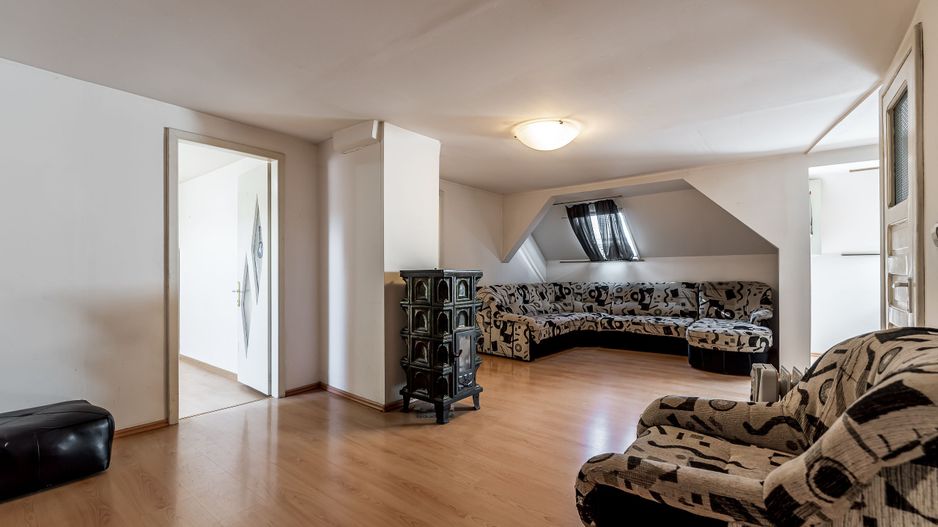 Locuință și Business pe Str. L. Blaga, Arad, Spațiu + Apartament - Poză 9