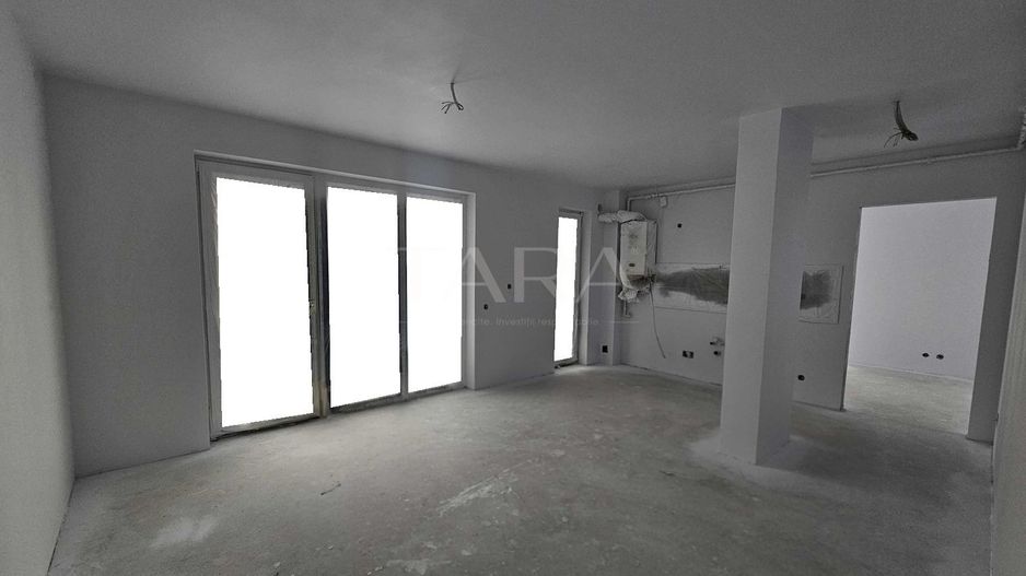 2 camere luminoase cu balcon generos, zona Someșului, aproape de Cluj. - Poză 1