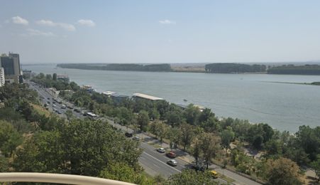 Exclusivitate - Apartament 3 camere, 92 mp - Faleza Dunarii