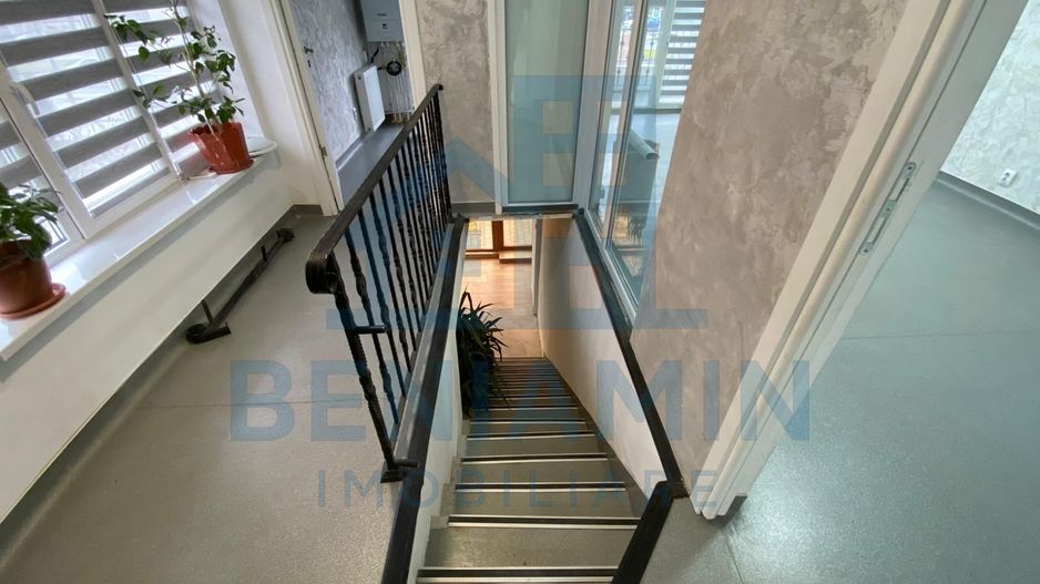 Spațiu pentru birouri si servicii pe Bd. 1 Mai langa Spital– 97 mp - Poză 11